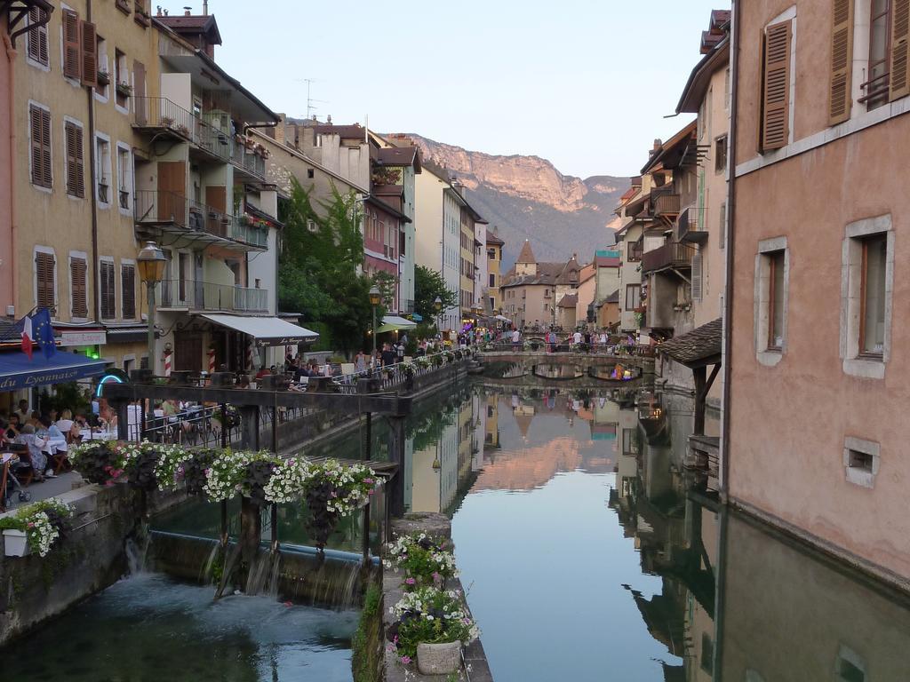 Studio Urban Chic Annecy Esterno foto